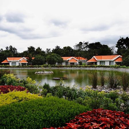 Silent Shores Resort & Spa Mysore Exteriör bild