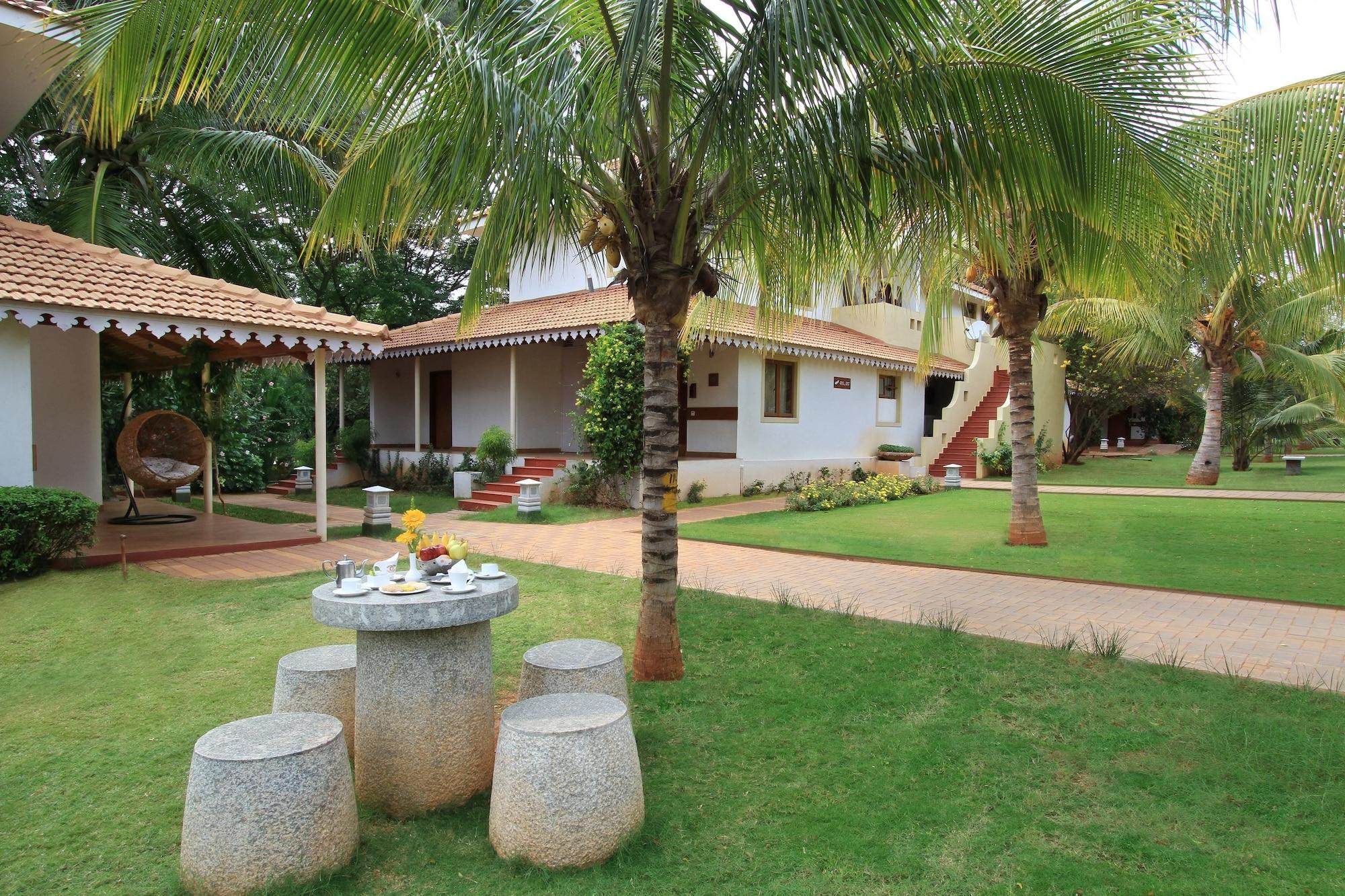 Silent Shores Resort & Spa Mysore Exteriör bild