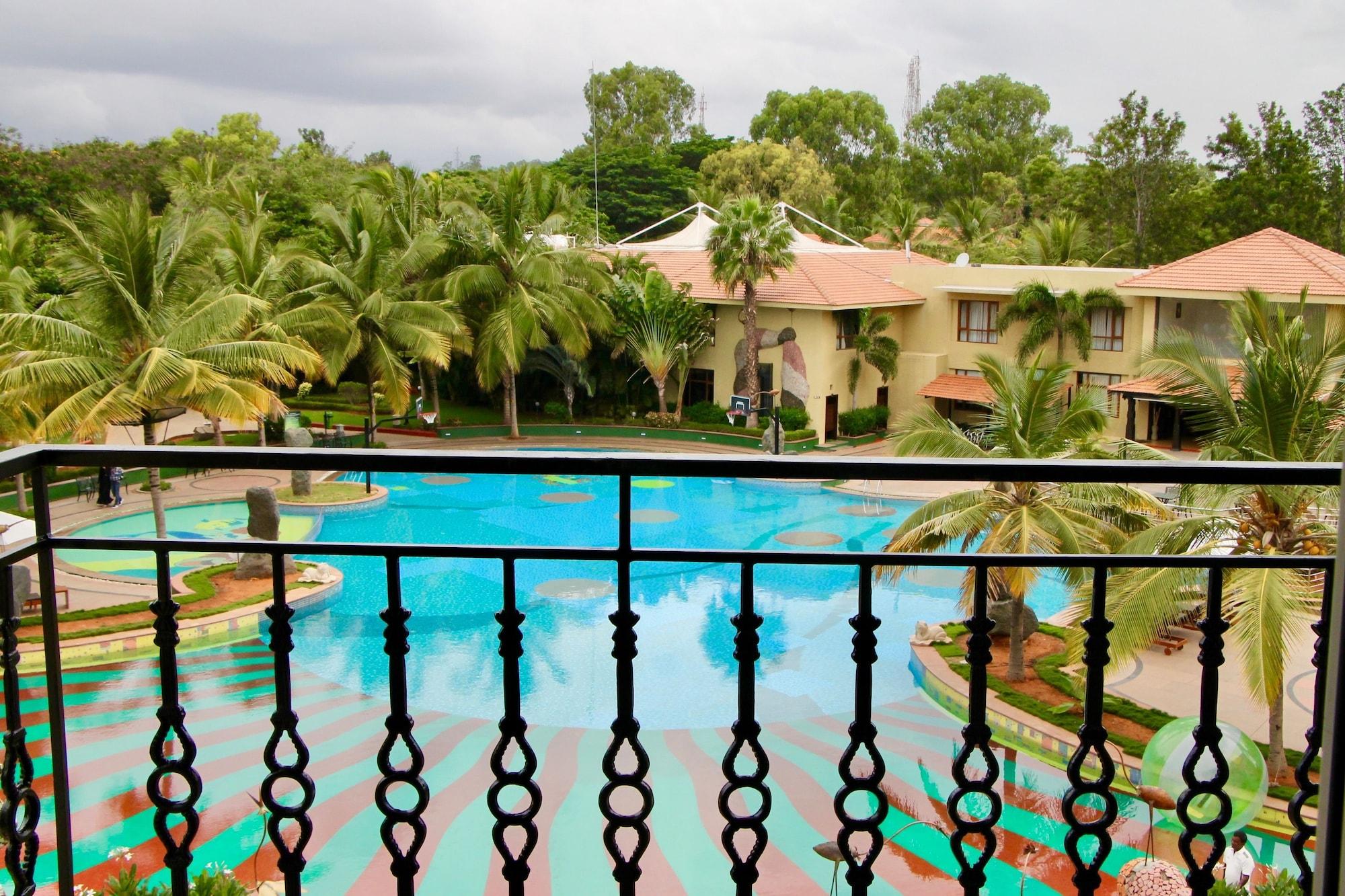 Silent Shores Resort & Spa Mysore Exteriör bild