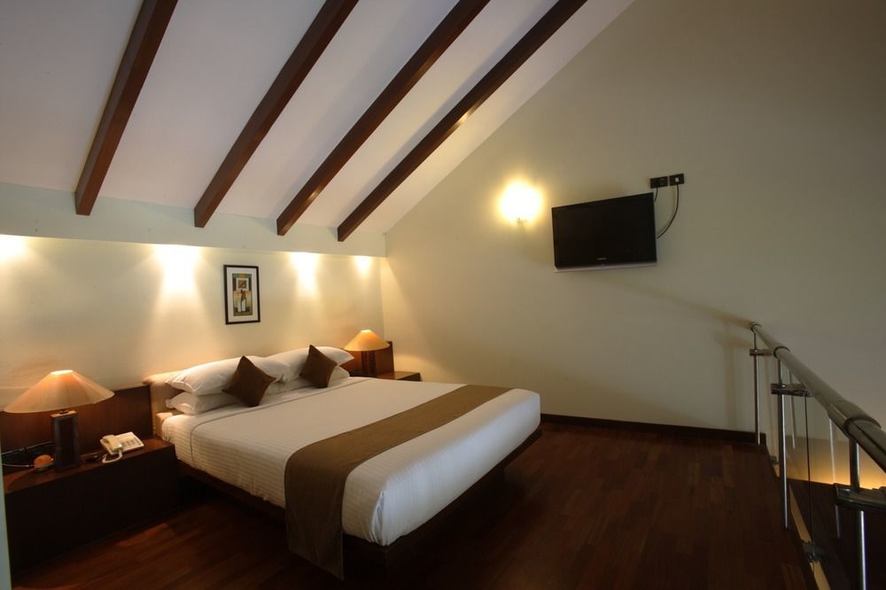 Silent Shores Resort & Spa Mysore Exteriör bild